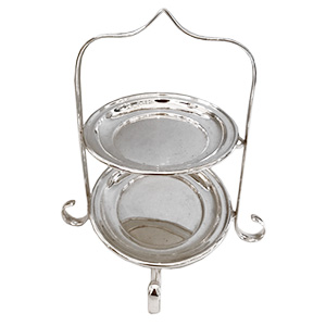 Cake Stands & Mirror Plateau