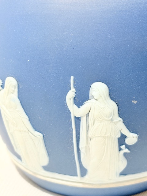 Antique Wedgewood Silver Plated and Jasper Ware Biscuit Box Antique Wedgewood Silver Plated and Jasper Ware Biscuit Box