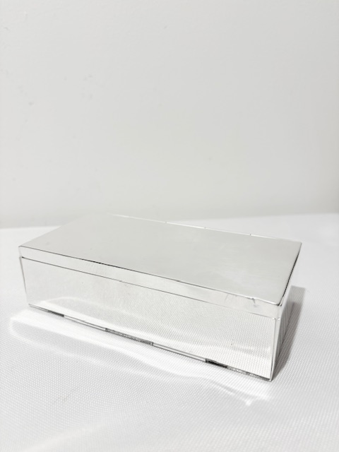 Smart Antique Silver Plated Hinged Sandwich Box