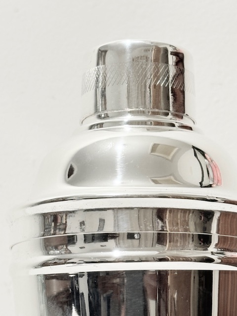 Stylish Vintage Silver Plated Cocktail Shaker