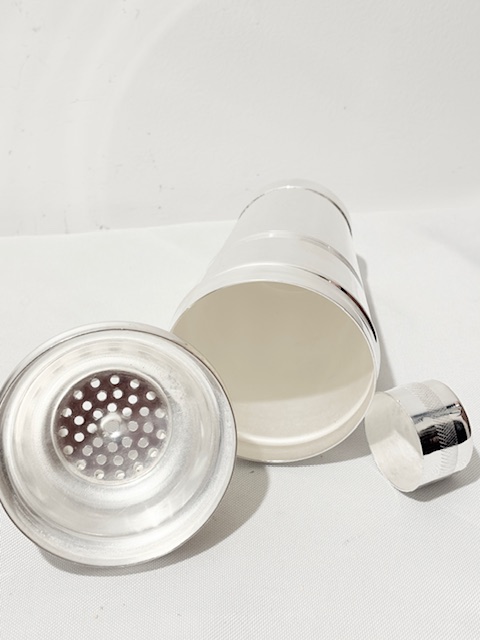 Stylish Vintage Silver Plated Cocktail Shaker