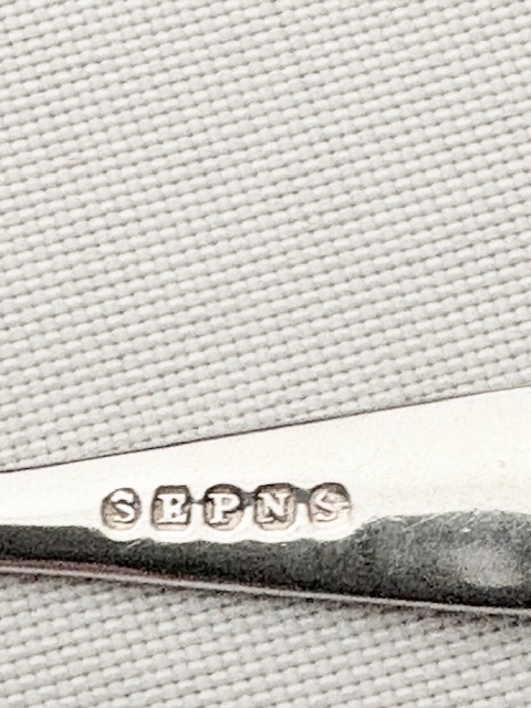 Antique Silver Plated Boxed Set of Six Tea Spoons and Sugar Tongs