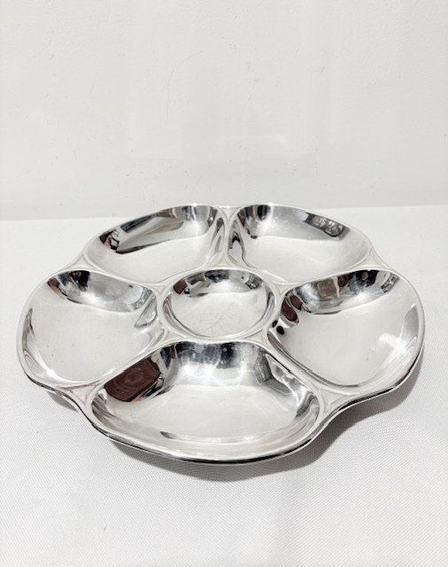 Vintage Silver Plated Hors d’oeuvre Dish by Elkington & Company