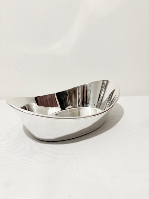 Antique Hotel Ware Silver Plated Bread Dish