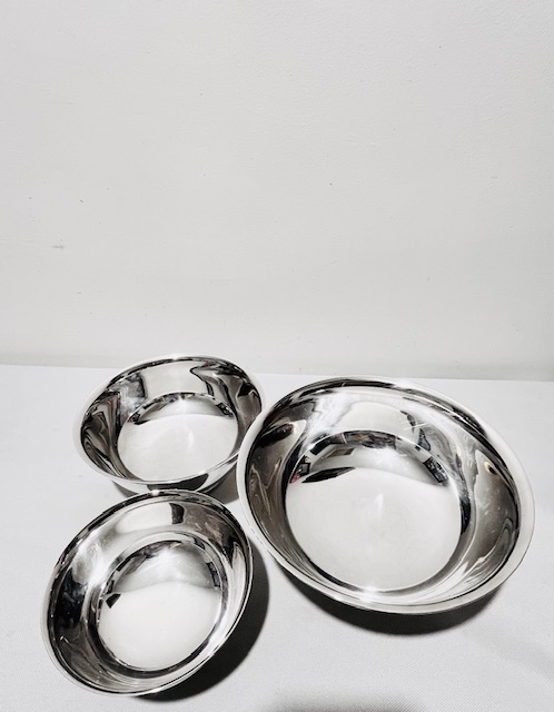Set of Vintage Silver Plated Graduating Sized Bowls