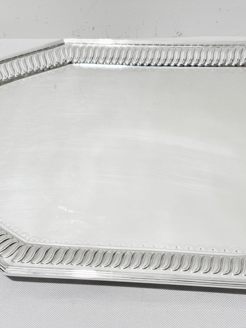 Antique Silver Plated Tray Mounted with Lines Antique Silver Plated Tray Mounted with Lines