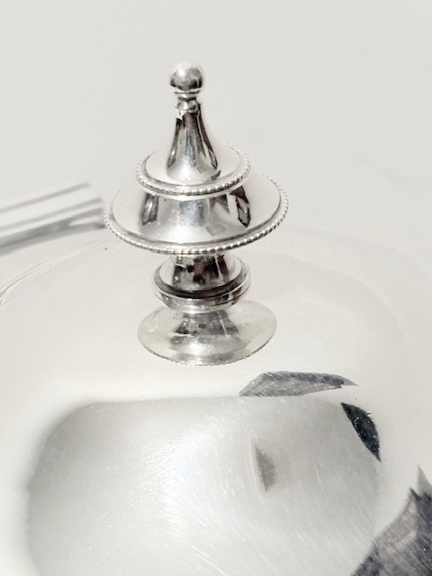 Antique Silver Plated Biscuit Box with Diamond Cut Glass Liner Antique Silver Plated Biscuit Box with Diamond Cut Glass Liner