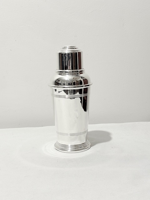 Art Deco Silver Plated Cocktail Shaker by Goldsmiths & Silversmiths Company