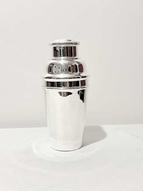 Antique Silver Plated Cocktail Shaker with Bulbous Plain Body