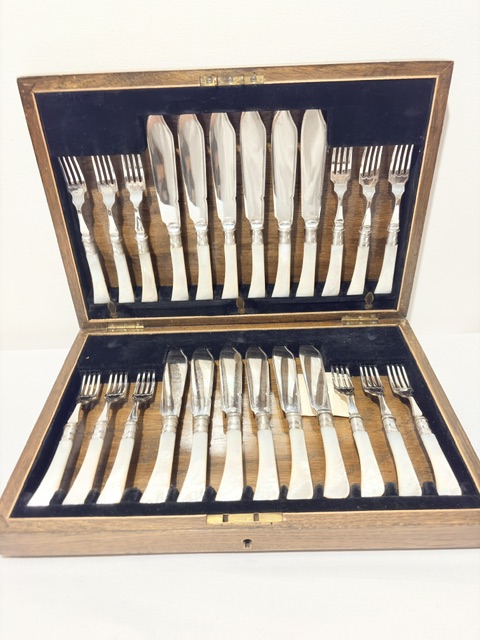 12 Place Setting of Silver Plated and Mother of Pearl Fish Set
