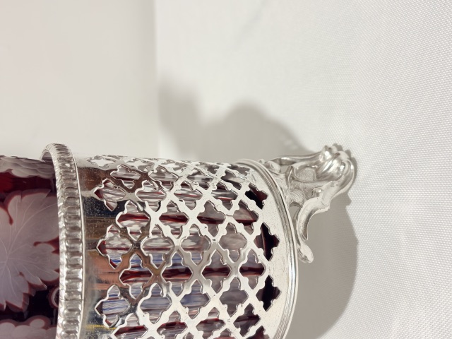 Super Quality Antique Silver Plated Three Colour Glass Bottle Decanter Stand Super Quality Antique Silver Plated Three Colour Glass Bottle Decanter Stand
