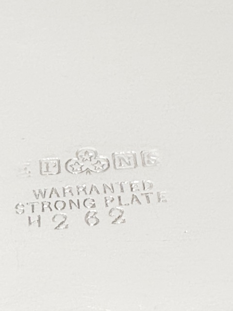 Antique Simple in Design Silver Plated Bread Roll Dish Antique Simple in Design Silver Plated Bread Roll Dish