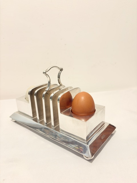 Good Quality Antique Silver Plated Radiator Style Toast and Egg Rack