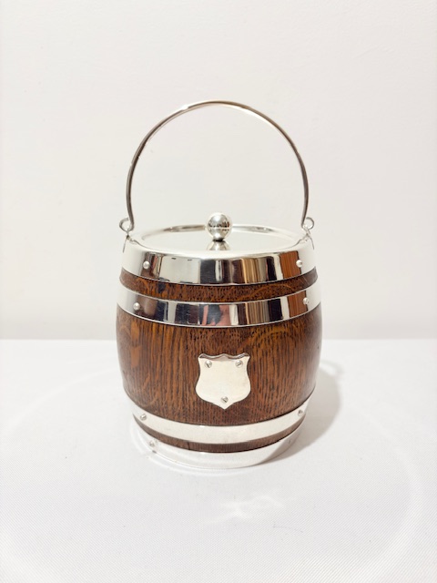 Smart Vintage Oak and Silver Plated Biscuit Box with Bold Ball Finial